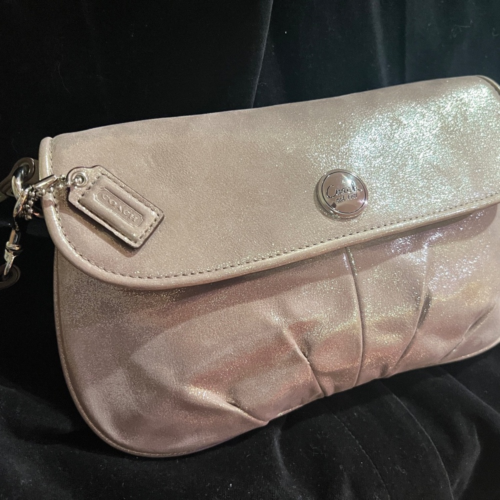 Coach Blush Metallic *Sparkle* Wristlet Party Wedding Prom w/FREE Storage Bag